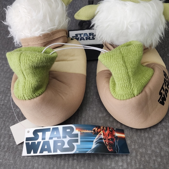 NWT Star Wars Yoda Slippers - Picture 3 of 7